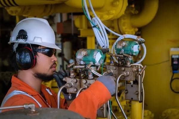 Instrument Technician training session
